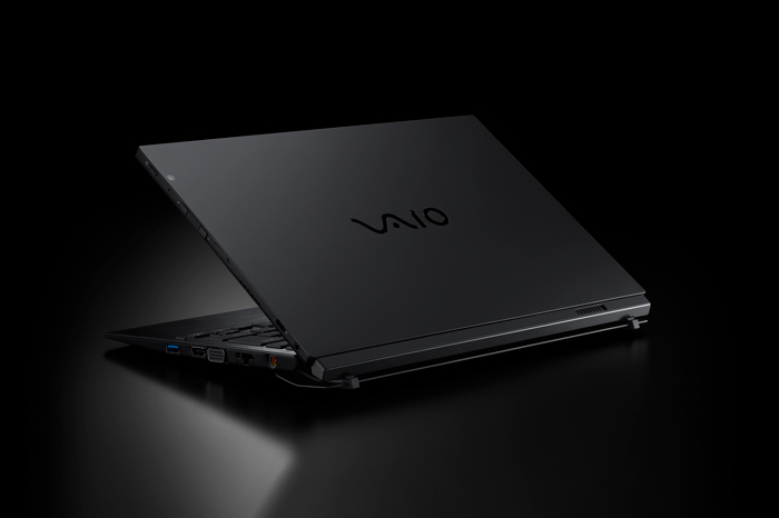 ○箱付き！ VAIO VJS112C12N ALL BLACK EDITION-