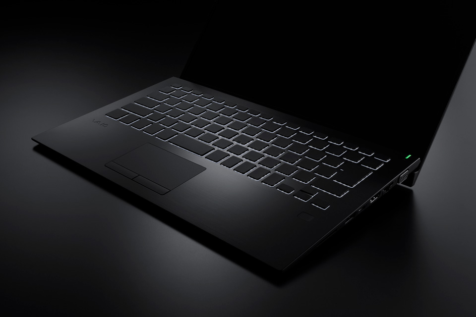 VAIO SX14 ALL BLACK EDITION 『黒』と『高性能』へのこだわりをさらに